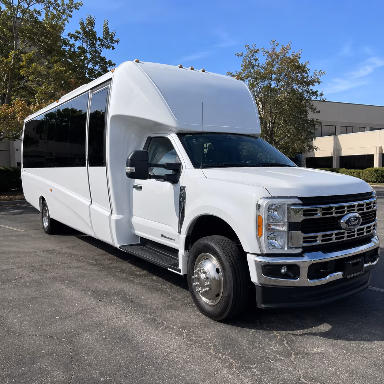 how your starting location and deadhead mileage affect bus rental rates in brownsville