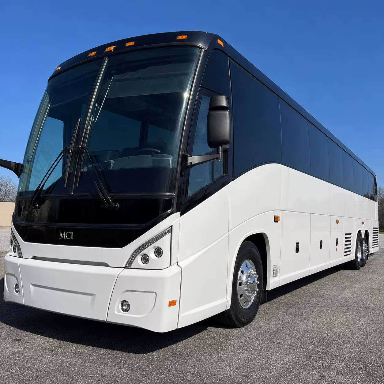 laredo charter bus