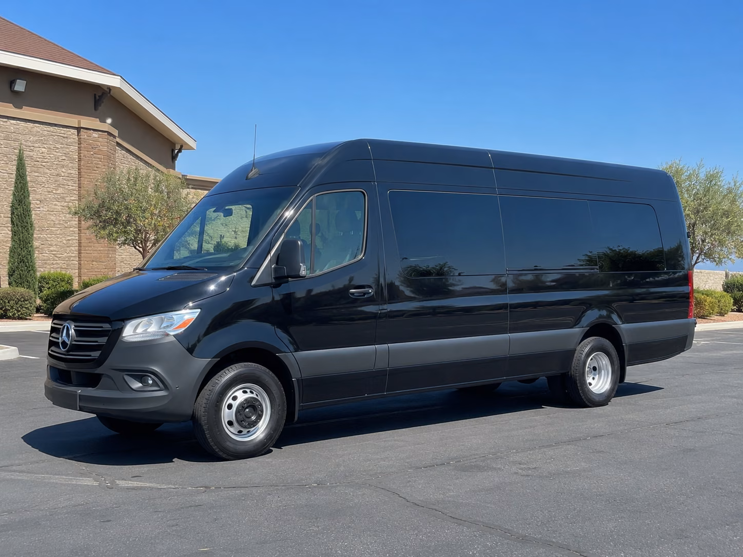 laredo prom bus rentals in laredo