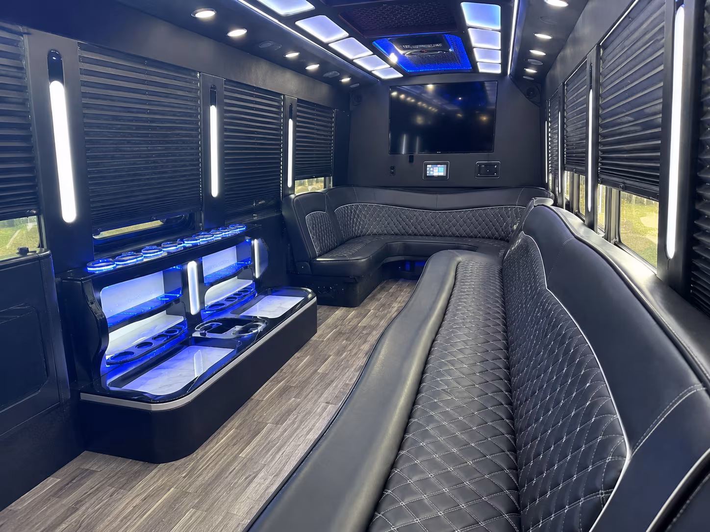 quinceanera sweet 16 party bus rental