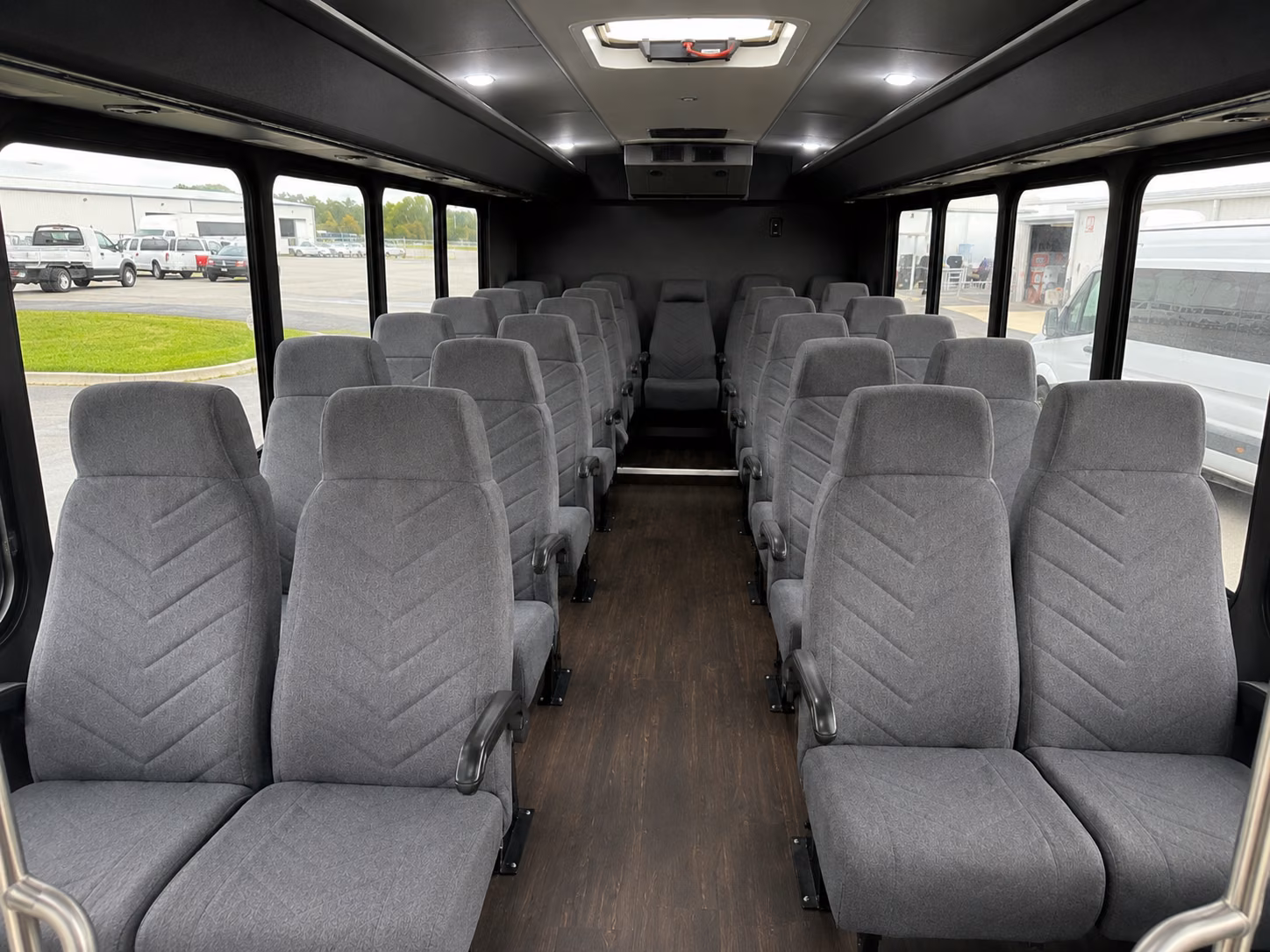 victoria professional shuttles for victoria employees