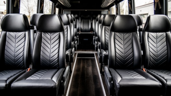 35 passenger minibus rental brownsville